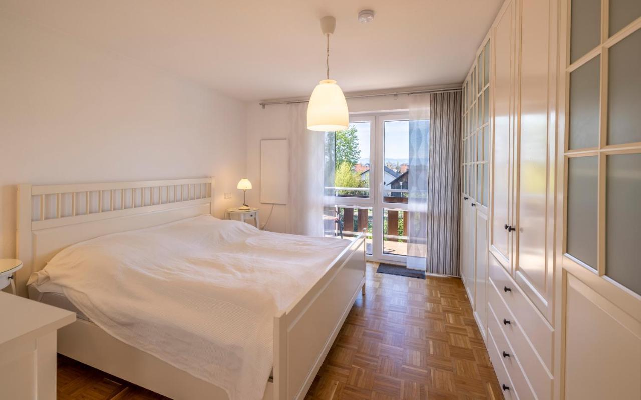 Ferienwohnung Seeblick Mit Blick Auf Die Alpen Wasserburg Buitenkant foto